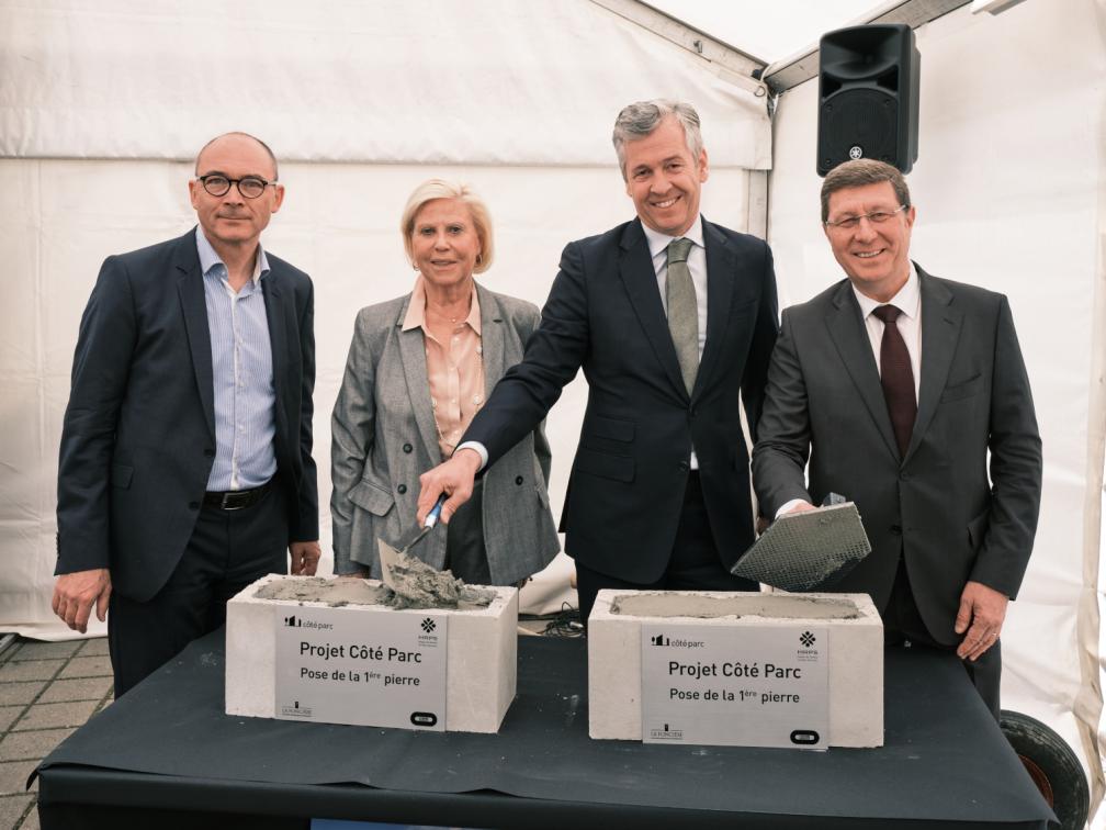 Les 3 acteurs du projet Côté Parc avec Mauro Poggia, canton de Genève, lors de la première pierre